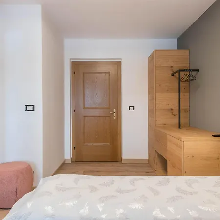 Kamerloy D Appartement Campitello di Fassa